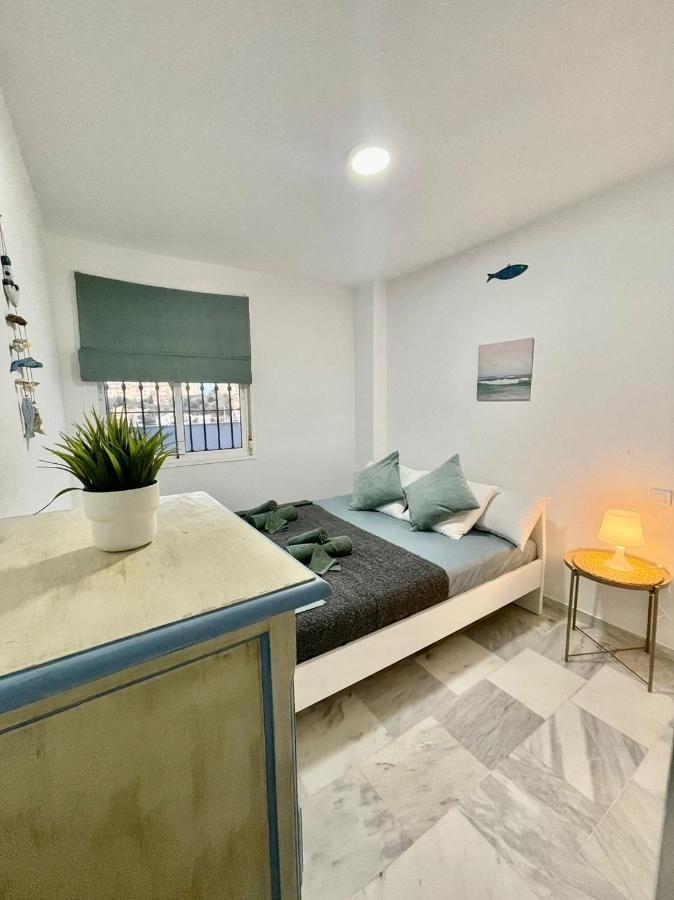 Two Bed, Two Bath Apartment With Sea Views - Angel De Miraflores Малага Экстерьер фото